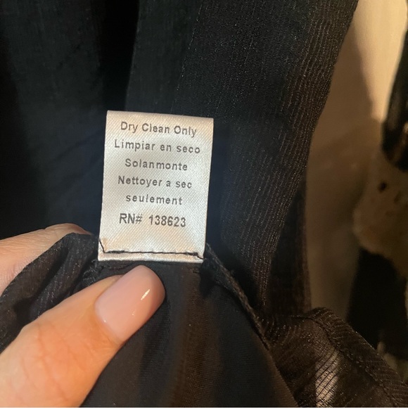 Nordstrom VaVa by Joy Han Black Long Sleeve Top Crochet Sleeve Detail Medium EUC - Picture 6 of 7